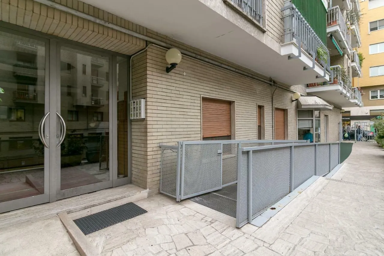 Appartamento Violet Home - Loreto Milano