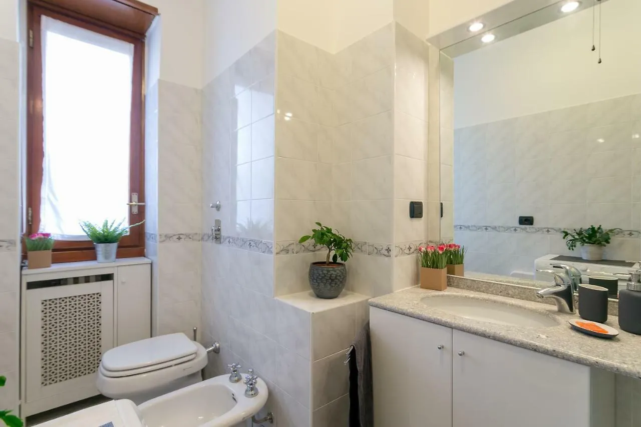 Appartamento Violet Home - Loreto Milano