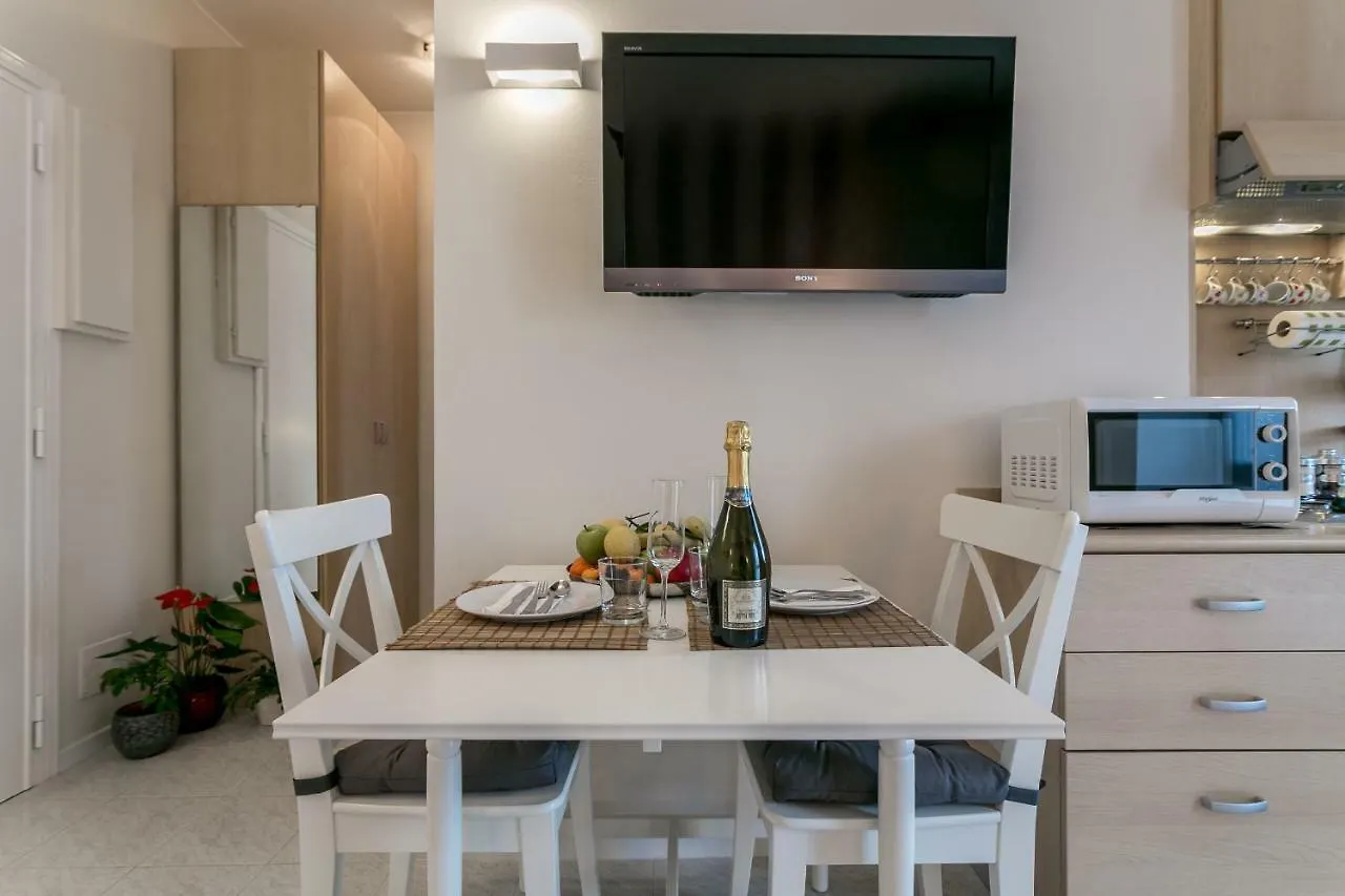 Violet Home - Loreto Milano