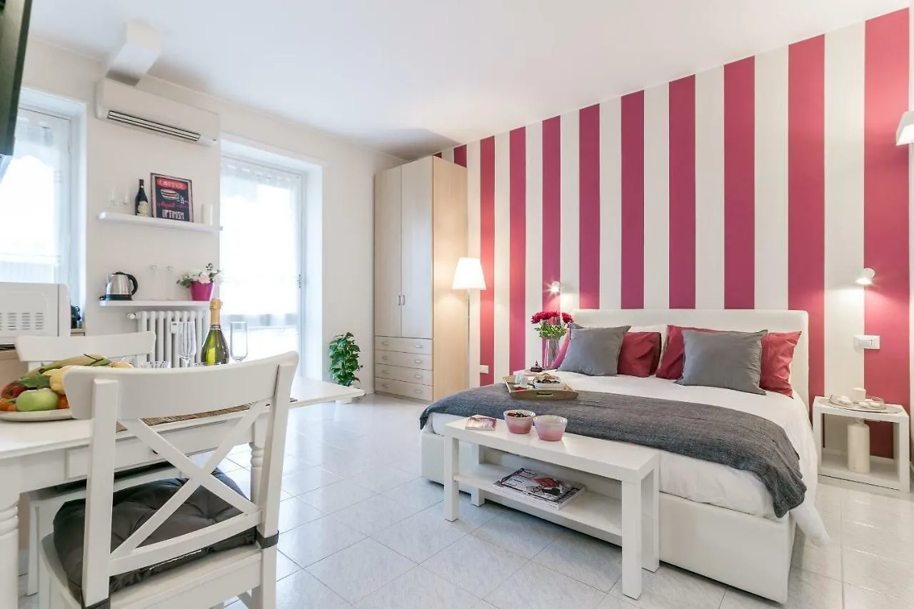 Violet Home - Loreto contacts