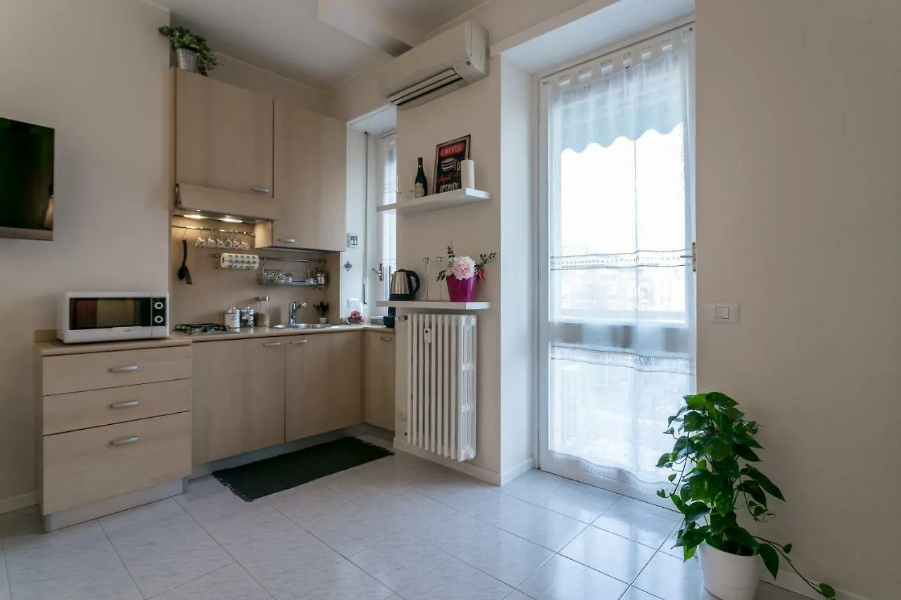 Lägenhet Violet Home - Loreto Milano Italien